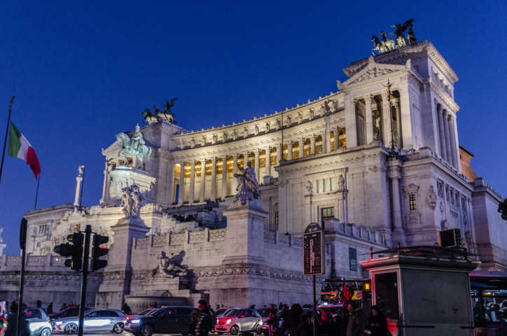 216 - Italia - Roma - monumento a Vittorio Emanuele II o Vittoriano